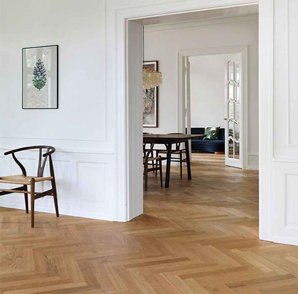 Top 7 Hardwood Floor Stains 2022 - Artisan Wood Floors LLC